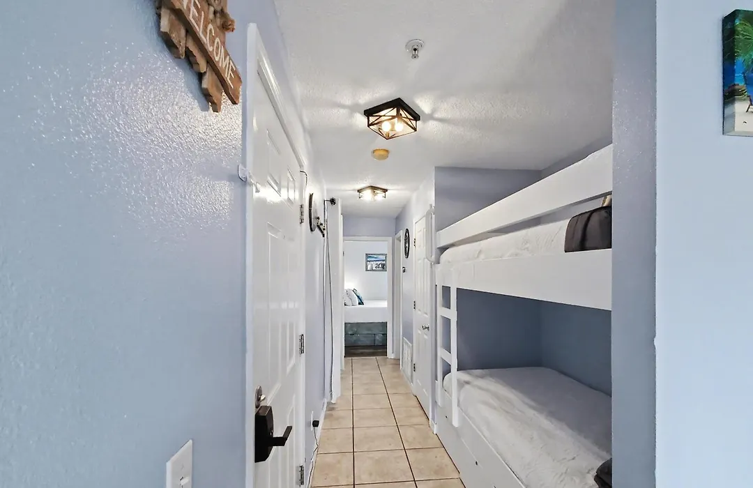 Navarre Beach Landing - Beach Gear Included - Walk To Beach - Sunset Views-1