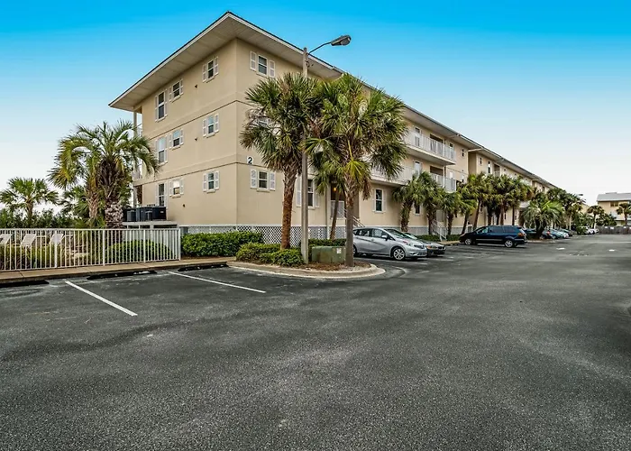 Gulf Island 412 Apartment Navarre