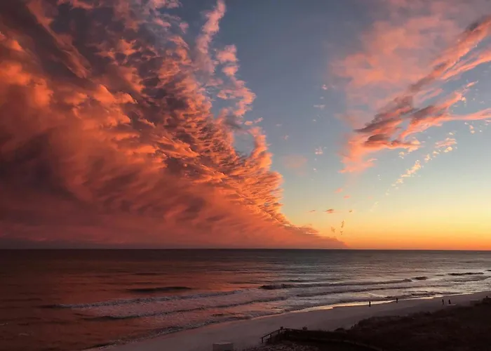 Beachfront Bliss Absolute Gulf Front 2 Bedroom Condo - Book Now For Spring 2026 Navarre